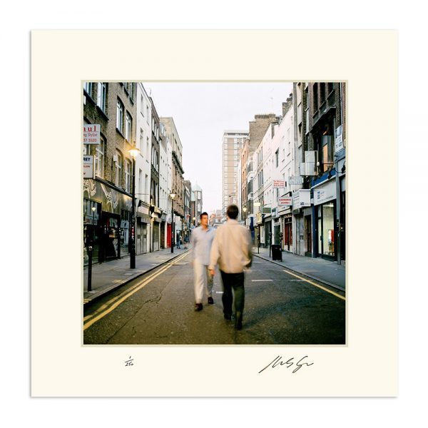 Out of the Blue, The Oasis Photographs | Deluxe Edition by Michael Spencer Jones - Image 4